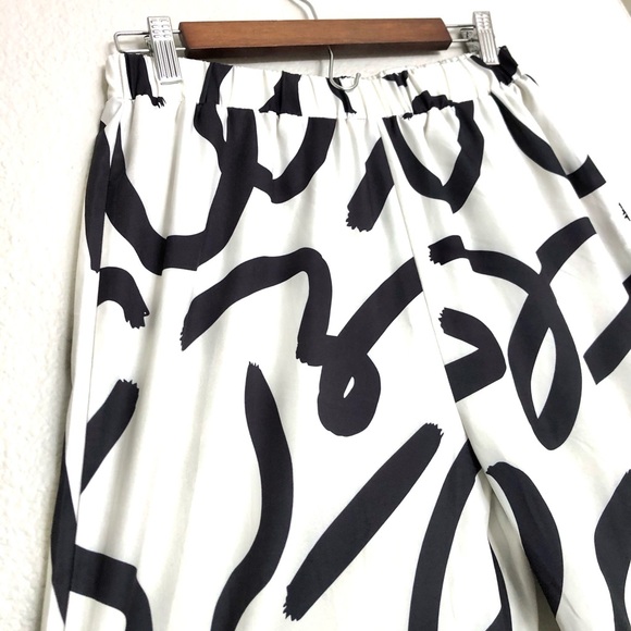 SHEIN Black and White Elastic Waist Wide-Leg Pants - Picture 3 of 10